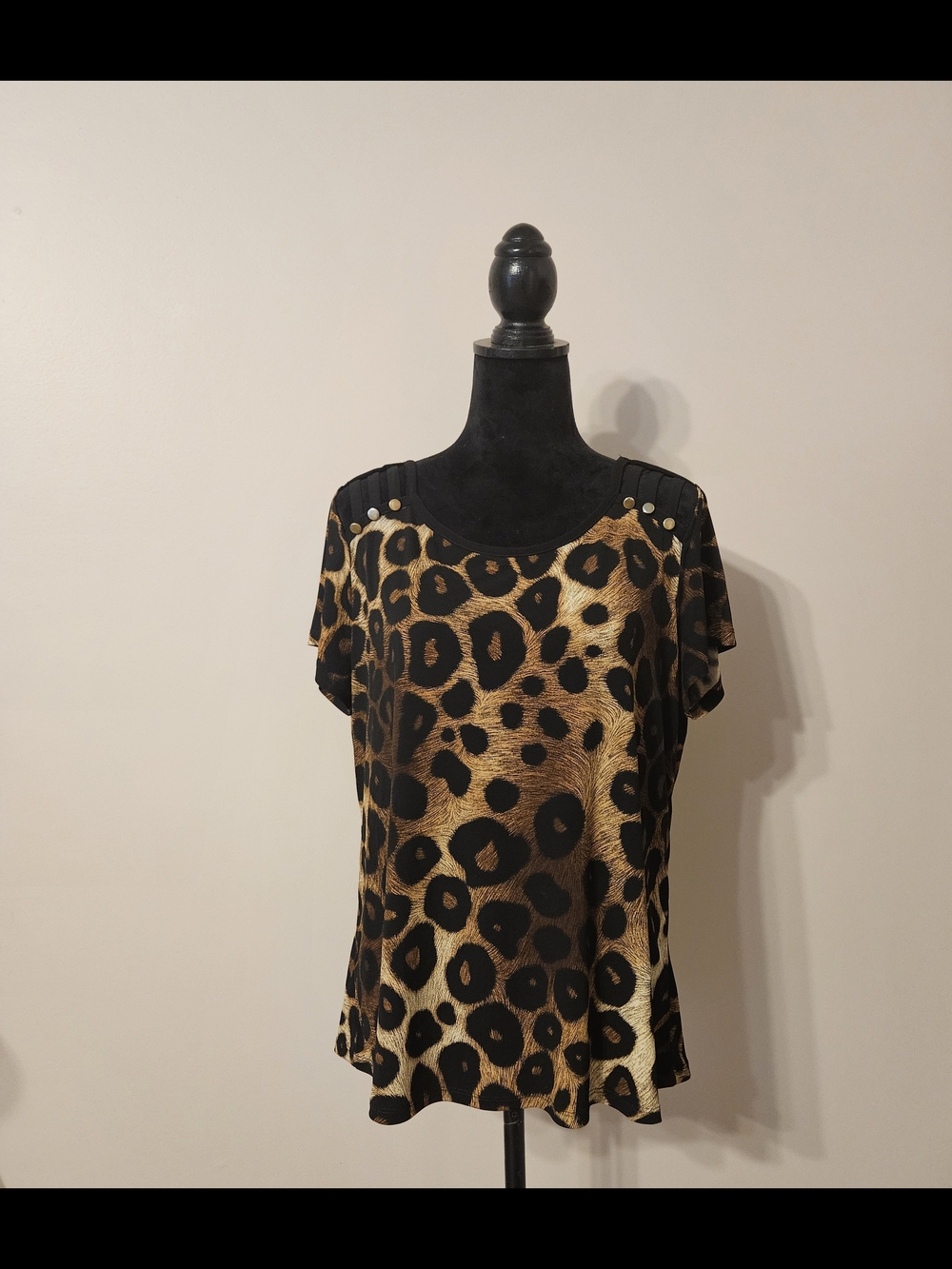 Diana Belle vintage Suzie short sleeve blouse leopard print shoulder buttons  XL
